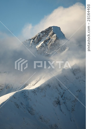 Mountains Mountains 28164408