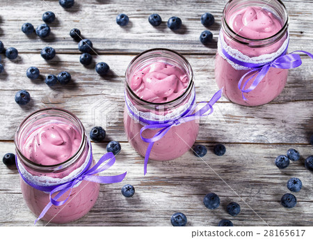 delicious homemade yogurt with blueberrie delicious homemade yogurt with blueberrie 28165617