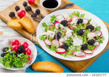radish, blackberry, goat cheese and parsle salad 28165777