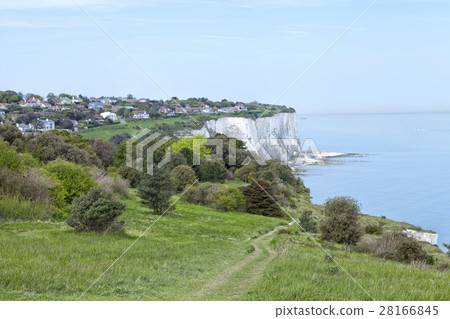 Coastal hike path on top of white cliffs of Dover 28166845