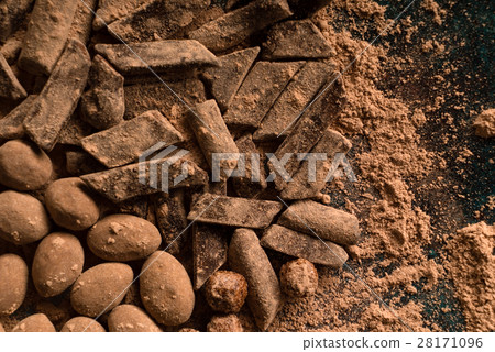 chocolate chocolate 28171096