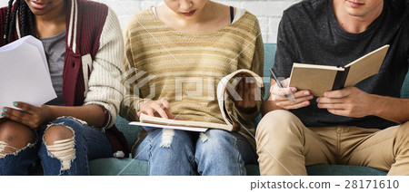 Diversity Students Friends Reading Knowledge Concept Diversity Students Friends Reading Knowledge Concept 28171610