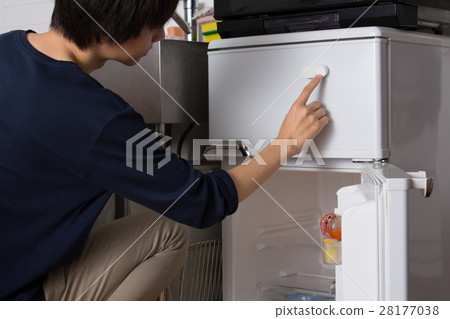 IoT lifestyle image husband order 28177038