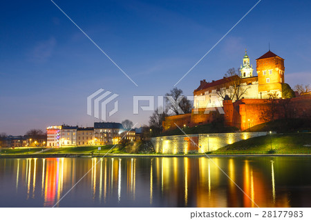 Wawel Castle in the evening in Krakow Wawel Castle in the evening in Krakow 28177983