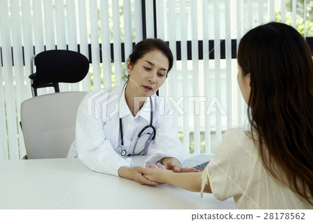 Female medical consultation interview scene 28178562