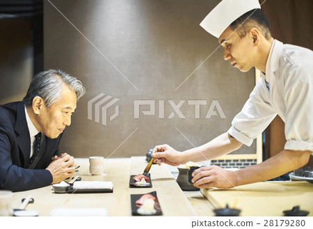 Edo-front sushi image 28179280