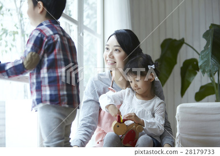 Babysitter and children 28179733