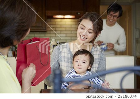 婆婆的訪問 28180374