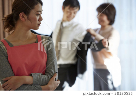Excessive interference parents 28180555