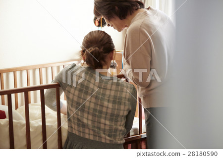 Babies and families Babies and families 28180590