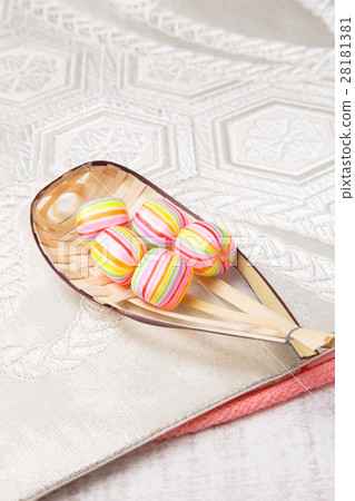 Handmade candy 28181381