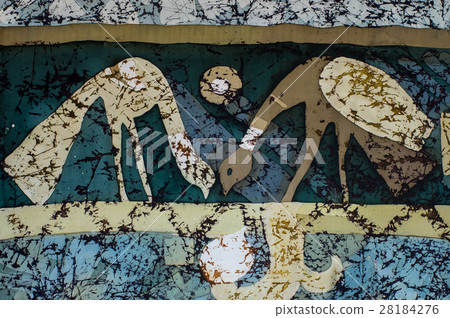 Pigeons, fragment, hot batik, background texture 28184276