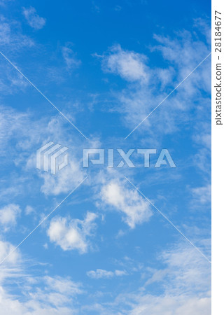 Beautiful cirrus clouds against the blue sky 28184677