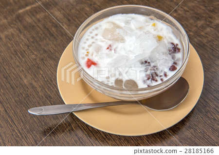 Thailand dessert bubur cha cha momochacha Stock Photo