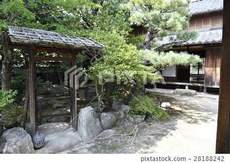 日本庭園 28188242