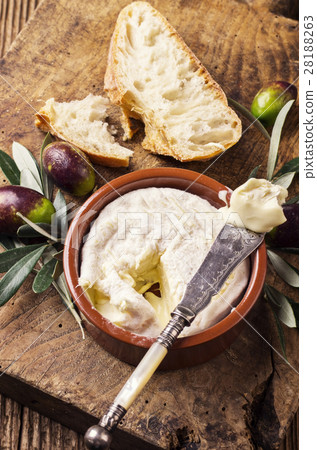 camembert cheese camembert cheese 28188263