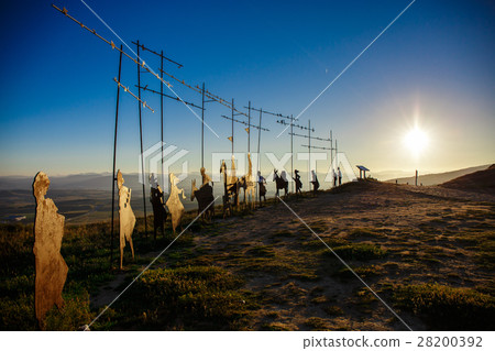 Silhouettes of pilgrims Silhouettes of pilgrims 28200392