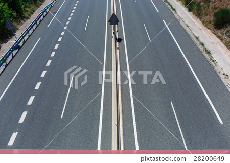 Large paved road 28200649