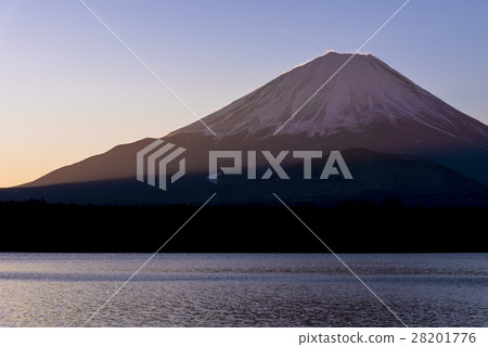 富士山來自未知的Lake Shoin湖 28201776