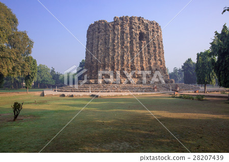 Qutub Minar Qutub Minar 28207439