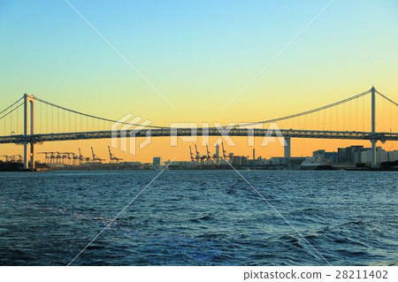 Rainbow Bridge  28211402