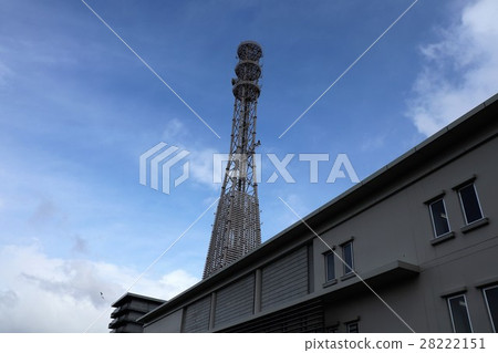 Scenery of tower tower along Katsura River: Kyoto city Scenery of tower tower along Katsura River: Kyoto city 28222151