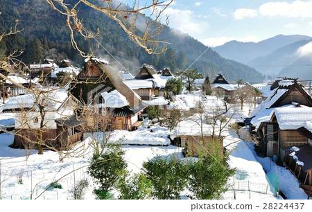 Snow scene of Miyama-cho, Nandan City, Kyoto Prefecture, Japan 28224437