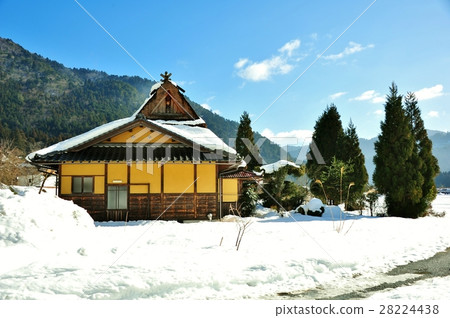 Snow scene of Miyama-cho, Nandan City, Kyoto Prefecture, Japan Snow scene of Miyama-cho, Nandan City, Kyoto Prefecture, Japan 28224438