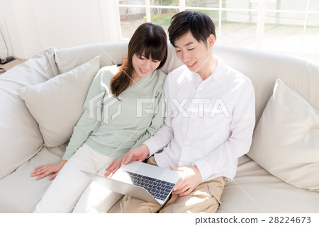 Couple couple 28224673