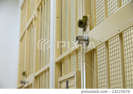 Prison, detention house, crime, arrest, hold, prison, prison, detention, culprit, prison, fraud, caught, police, male, Japanese 28225679