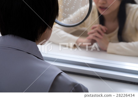 訪問設施室男性女性男友她的監獄，監護權，犯罪，逮捕，舉行，監獄 28226434