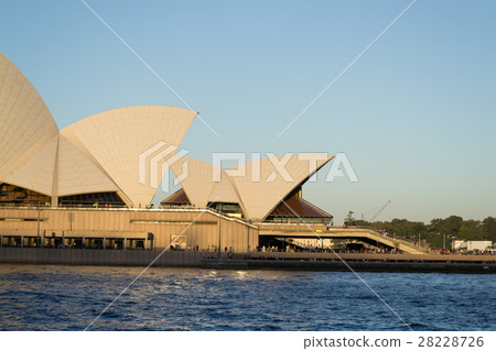 Iconic Opera house Iconic Opera house 28228726