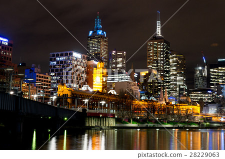 By the Yarra river in Melbourne at night By the Yarra river in Melbourne at night 28229063
