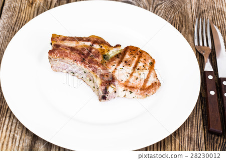 Loin Roast in a White Plate Loin Roast in a White Plate 28230012