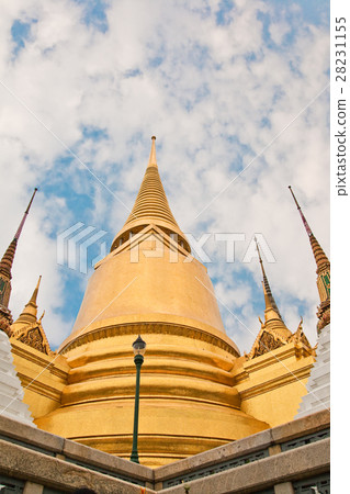 Gold pagoda, surrounded by the pagoda Gold pagoda, surrounded by the pagoda 28231155