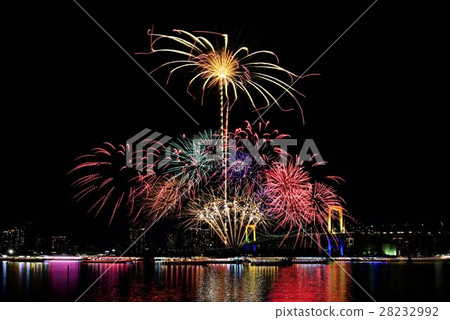 Odaiba Rainbow Fireworks 2016 28232992