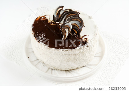 chocolate cake chocolate cake 28233003
