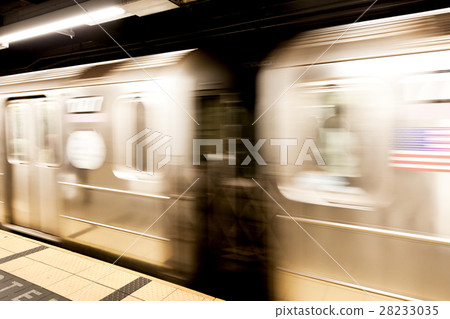 New York's subway New York's subway 28233035