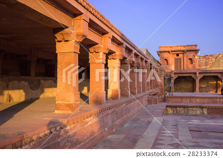 法塔赫布爾·Seacrerie 28233374