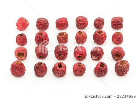Dry Yamauchi (hawthorn): Dried hawthorn berries Dry Yamauchi (hawthorn): Dried hawthorn berries 28234659