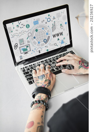 WWW Internet Online Social Media Networking Concept WWW Internet Online Social Media Networking Concept 28236927