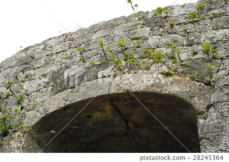 楔形石Zakki城堡廢墟 28245364