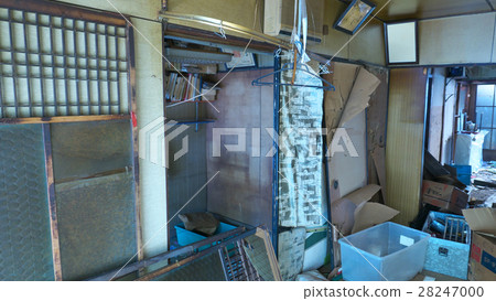 Garbage house 28247000