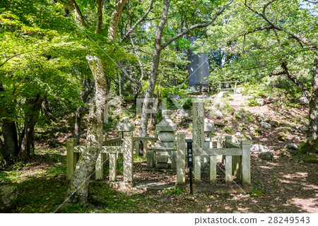 Asai先生在Odani Castle Ruins和他丈夫的塔樓建造 28249543