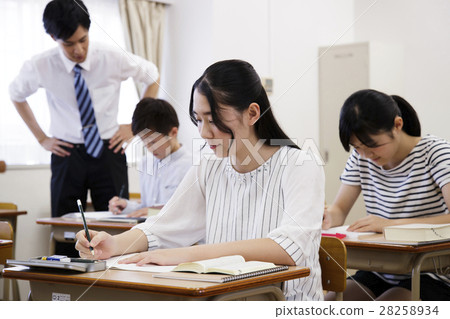 Juku school class student studying lesson women girls high school student education learning high school student Juku school class student studying lesson women girls high school student education learning high school student 28258934