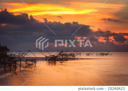 Sunrise in Pakpra 28260625