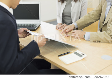 Medium business 28262968