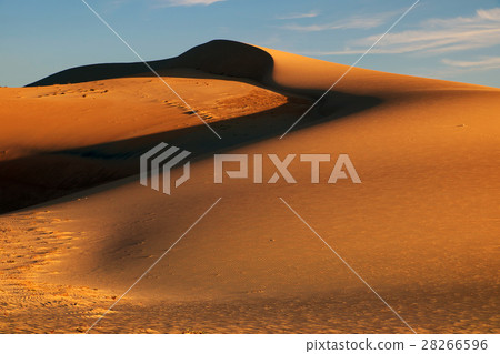 landscape for Vietnam travel, Bau Trang sand hill 28266596