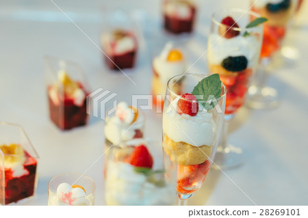 catering food wedding buffet 28269101