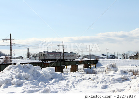 雪本地線 28272937